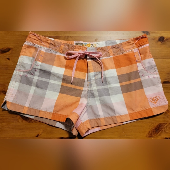 Roxy Pants - Roxy Polyester Plaid zip up shorts